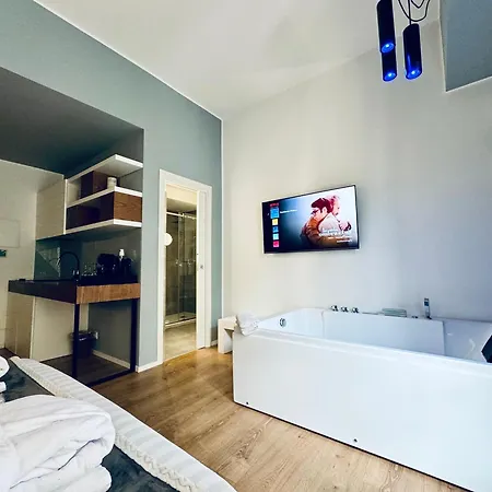 招待所 Chamur Luxury & Jacuzzi In 巴勒莫