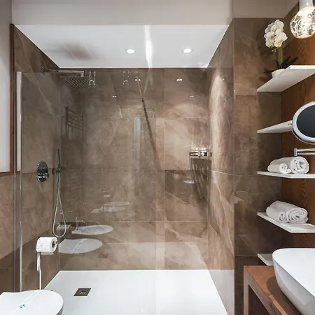 Residenze Chamur- Grattacielo 招待所