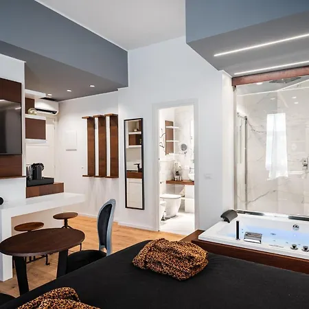 Chamur Luxury & Jacuzzi In Penzion Palermo