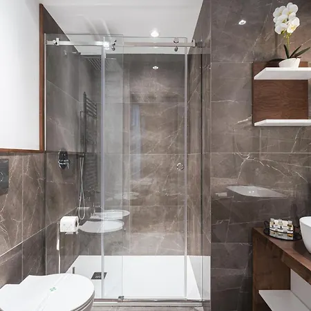 Chamur Luxury & Jacuzzi In