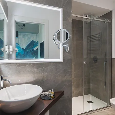 Residenze Chamur- Grattacielo * 팔레르모